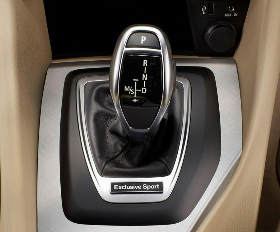 BMW X1 Exclusive Sport Limited Edition 2014 года  (JP) (фото 8 из 10)
